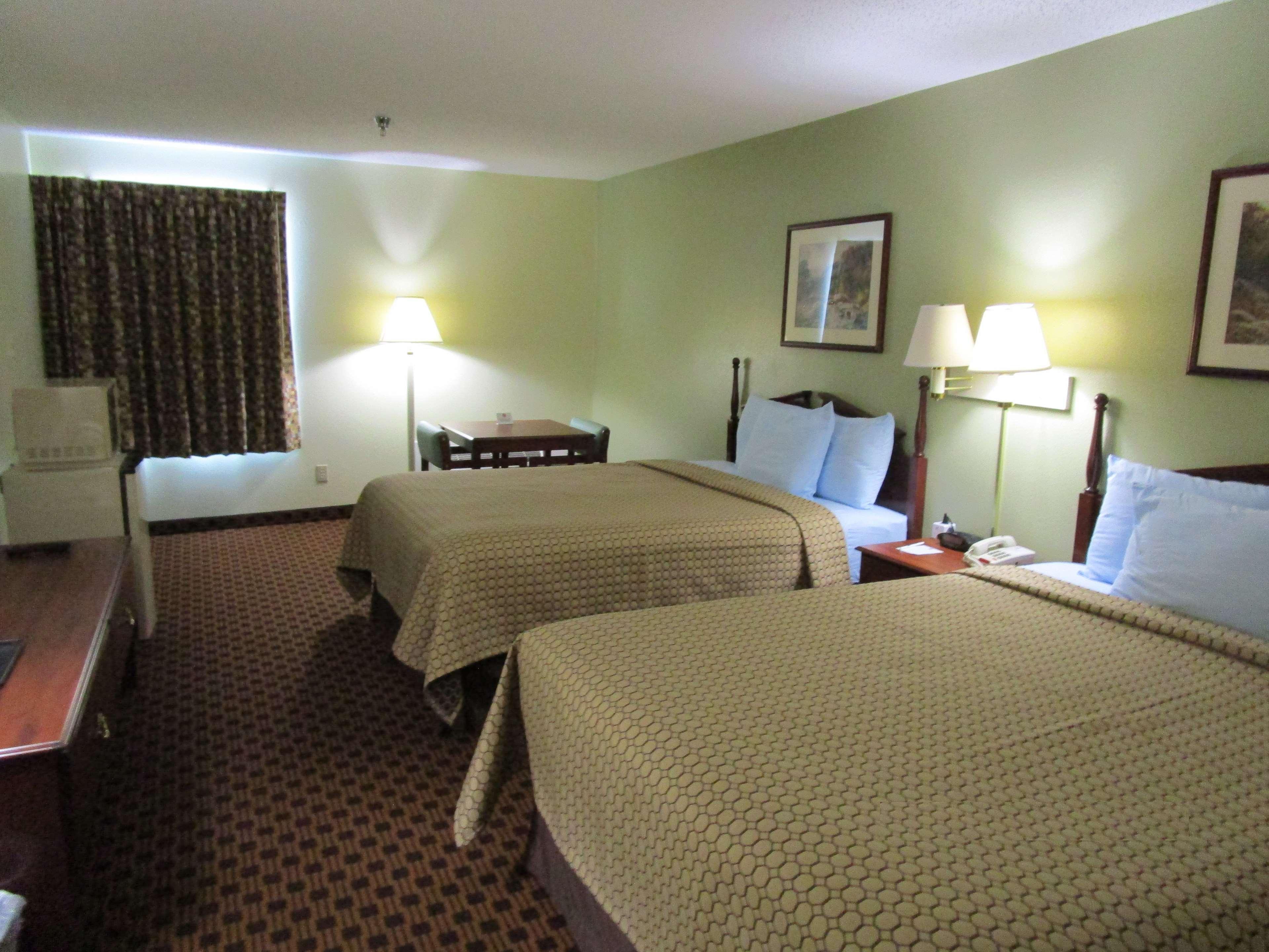 Hotel 2night Hamilton Place 2*